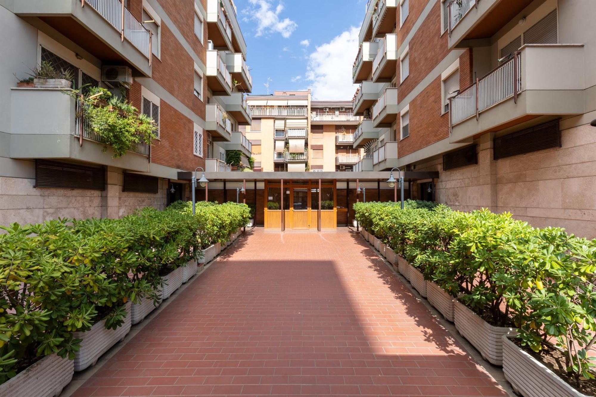 Apartamento Urban Light House -10 Minuti Dalla Metro Roma